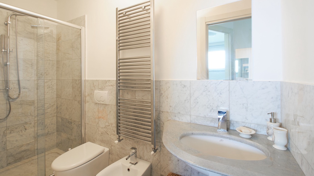 Photo of Bathroom in Noli