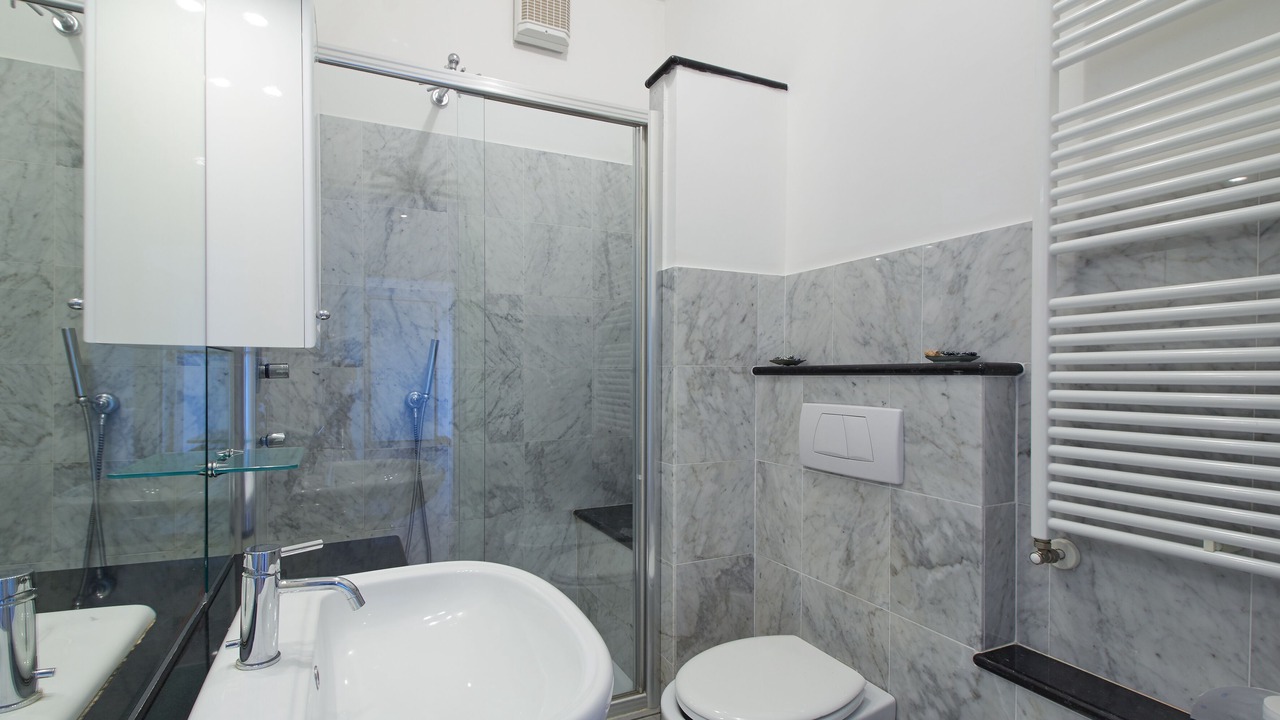 Photo of Bathroom in Noli