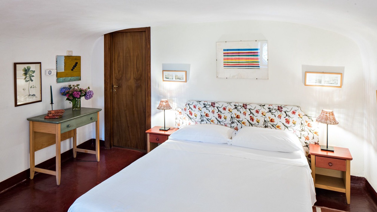 Photo of Bedroom in Nola