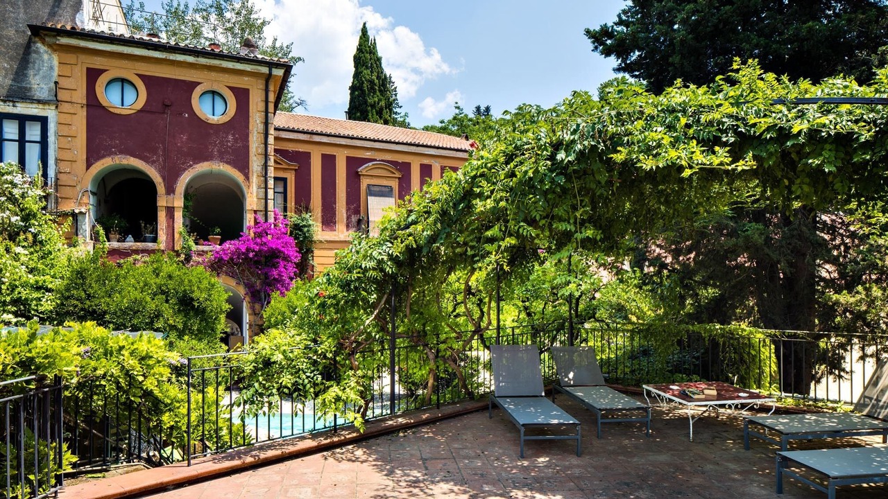 Photo of Outdoor in Nola