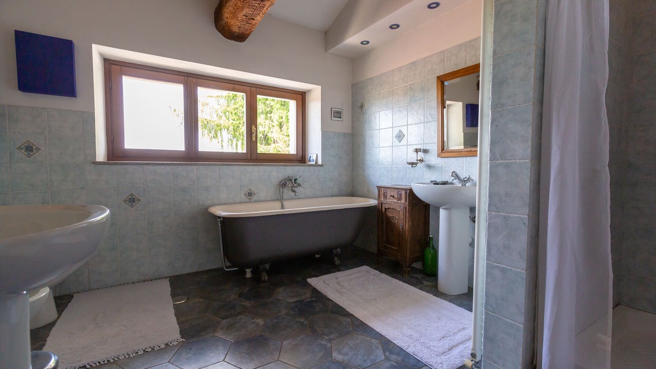 Photo of Bathroom in San Damiano dʼAsti