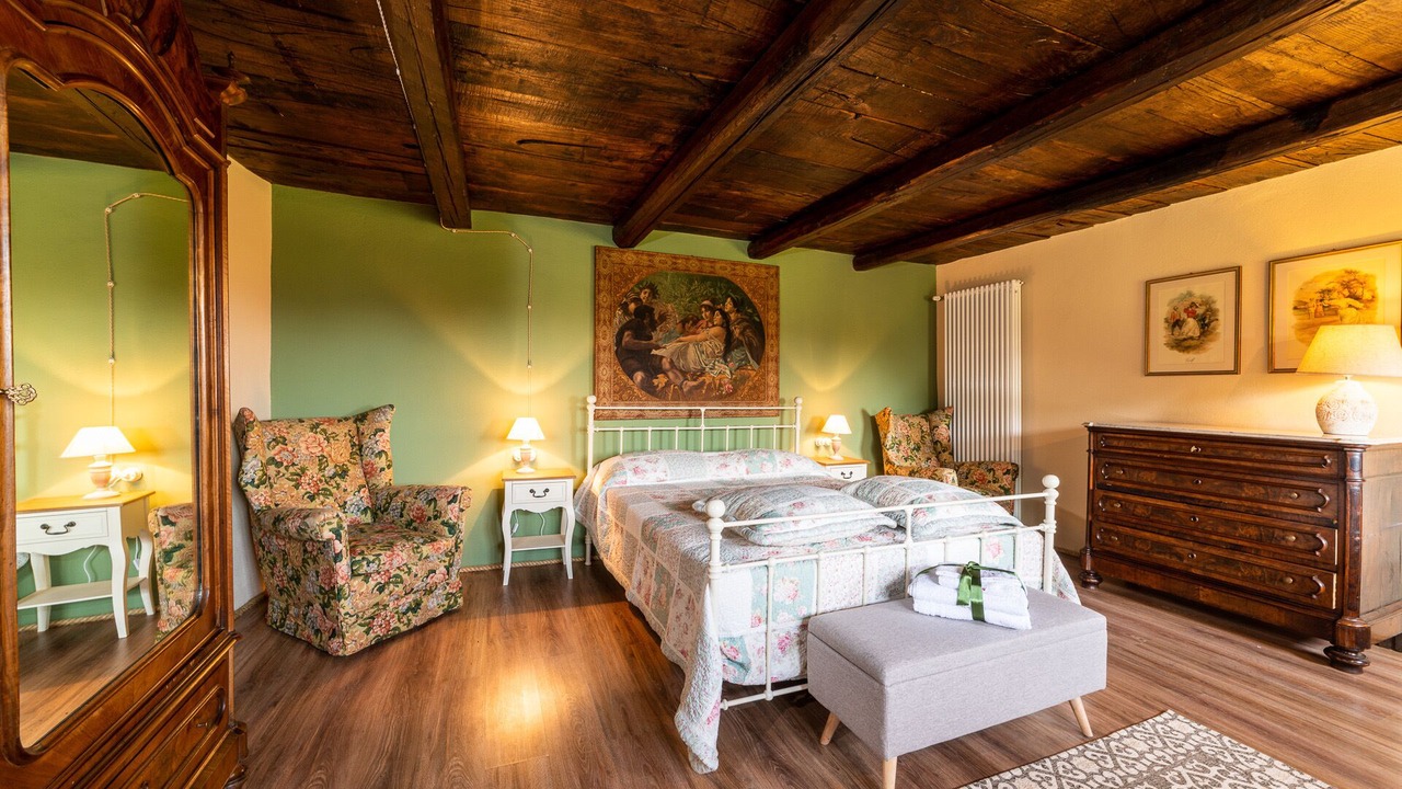 Photo of Bedroom in Montrigiasco