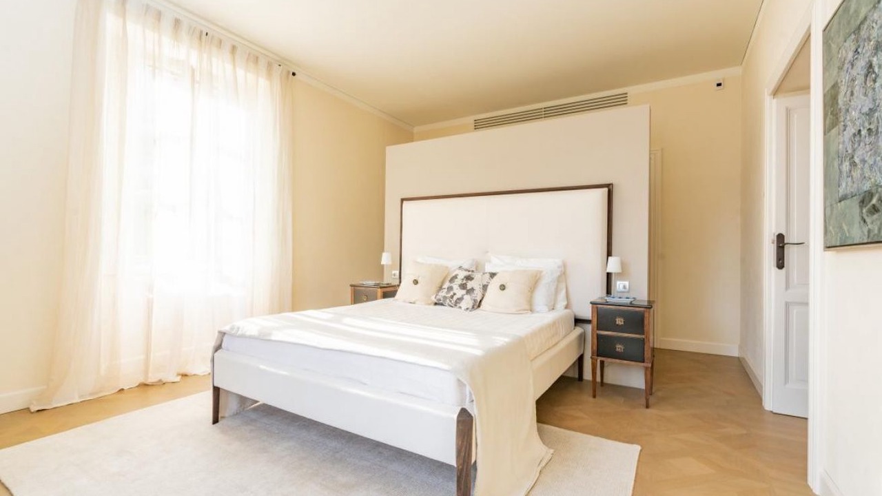 Photo of Bedroom in Moltrasio