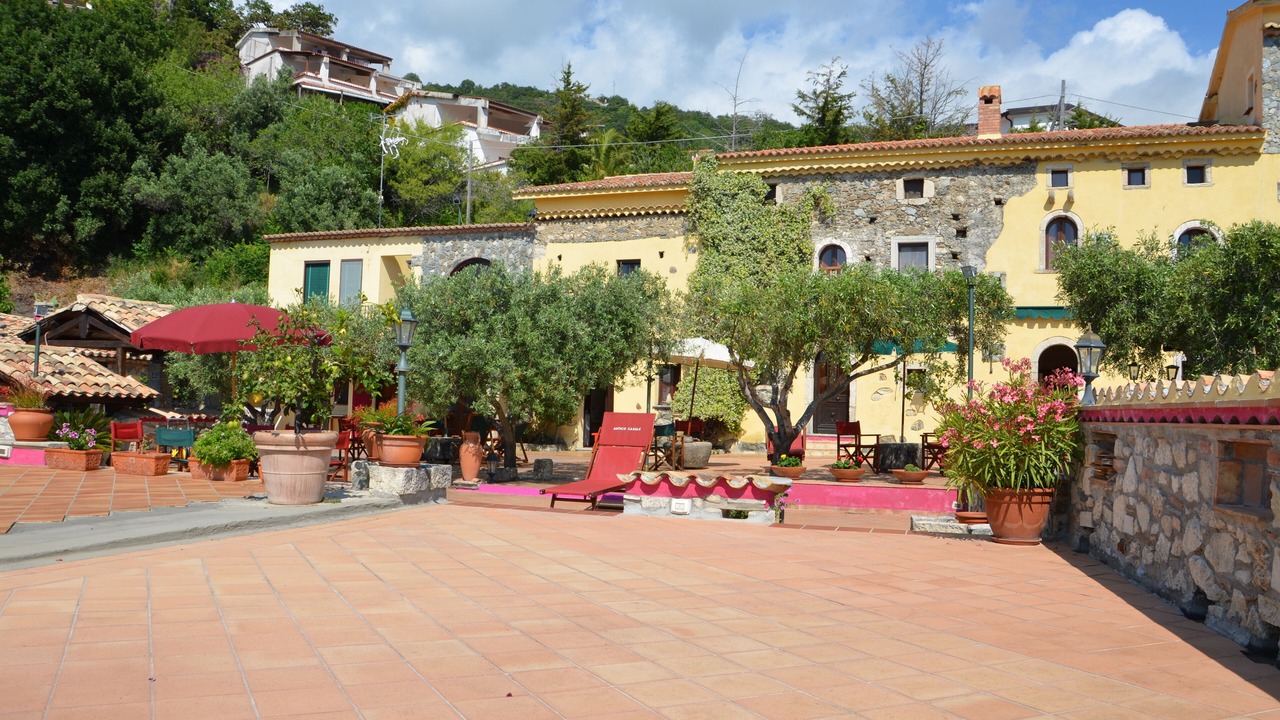 Photo of Patio Balcony in Falconara Albanese
