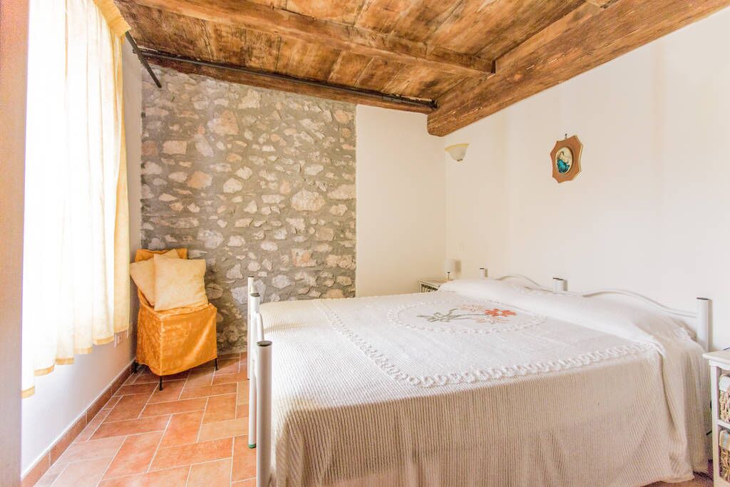 Photo of Bedroom in Minucciano