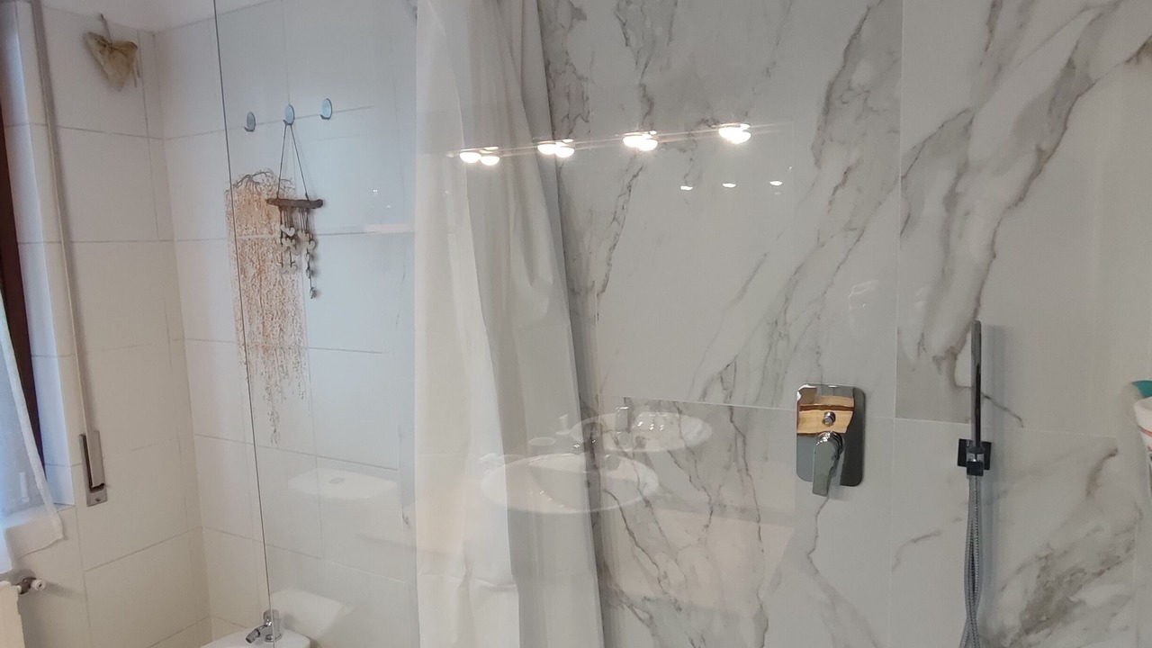 Photo of Bathroom in Resiga