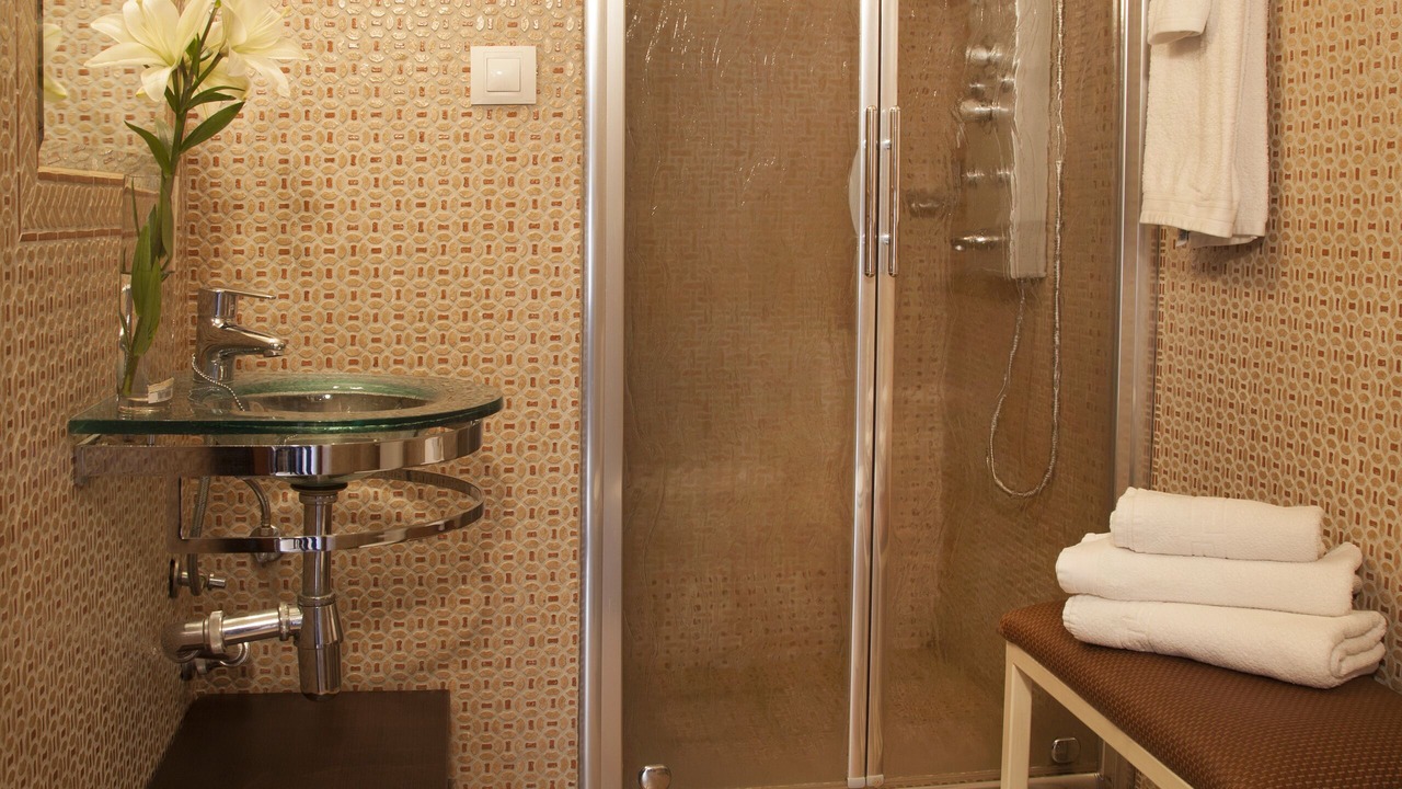 Photo of Bathroom in San Francisco-Ribera
