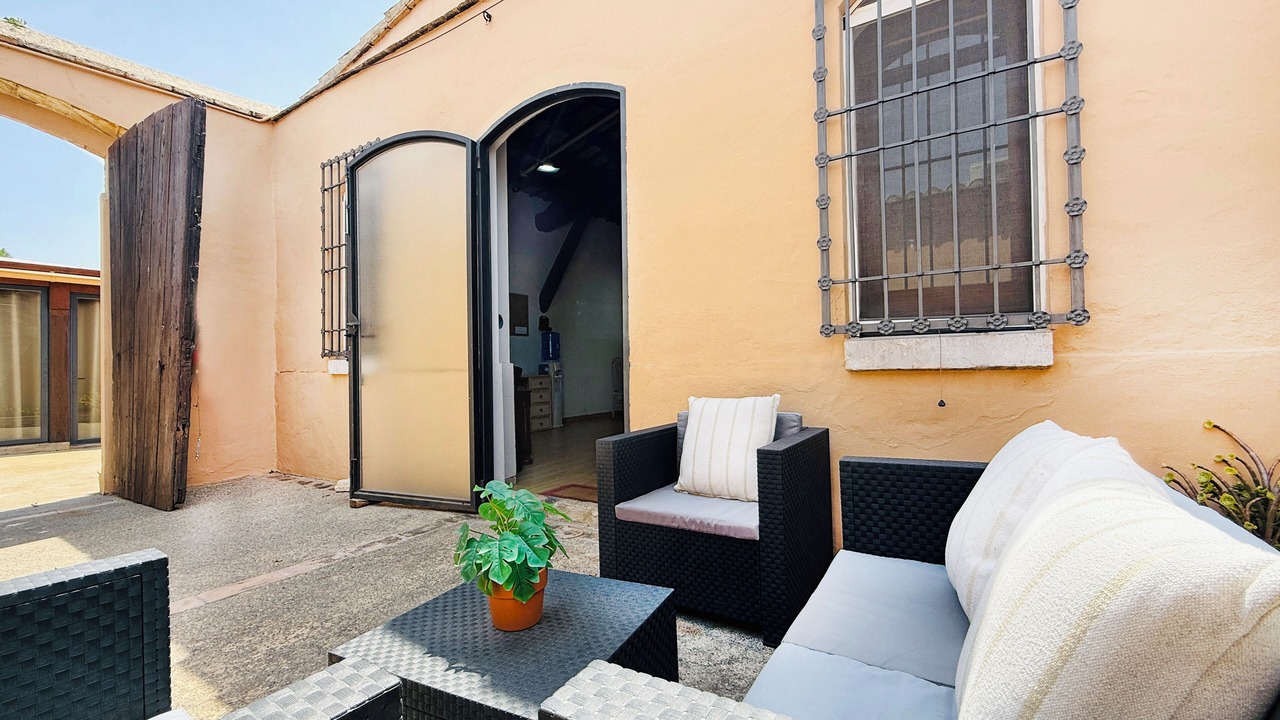 Photo of Patio Balcony in Vilanova I la Geltru