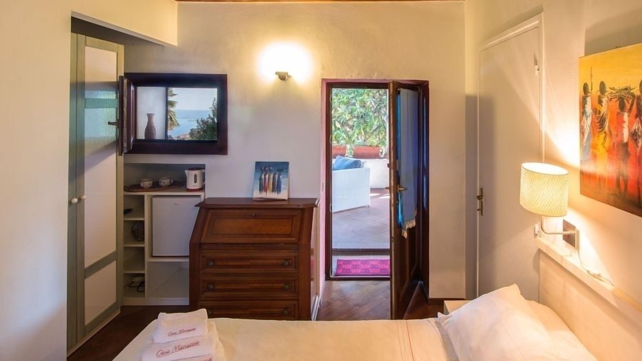 Photo of Bedroom in Brovello-Carpugnino