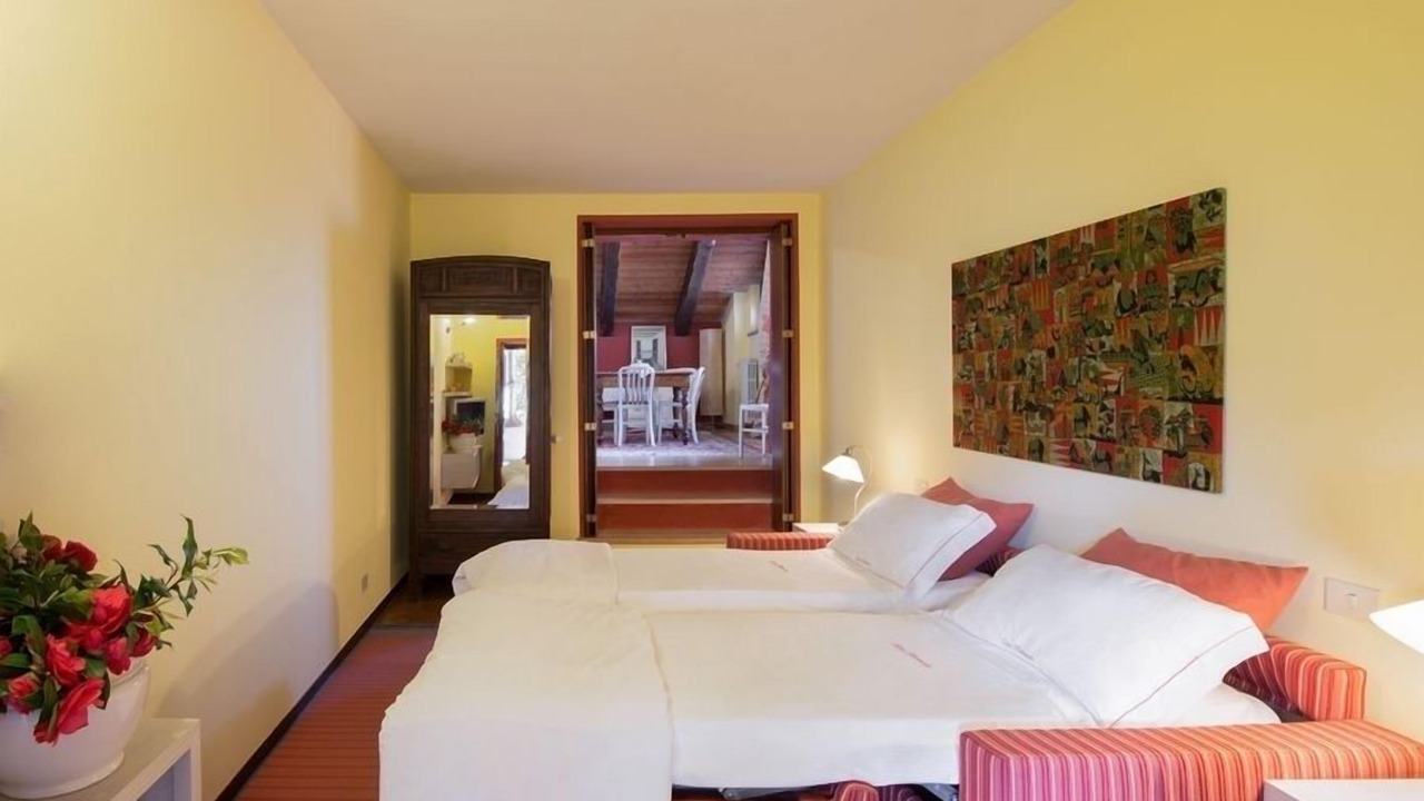 Photo of Bedroom in Brovello-Carpugnino