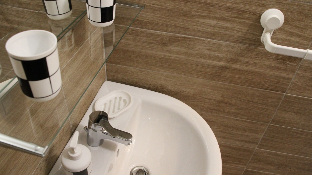 Photo of Bathroom in Aurora