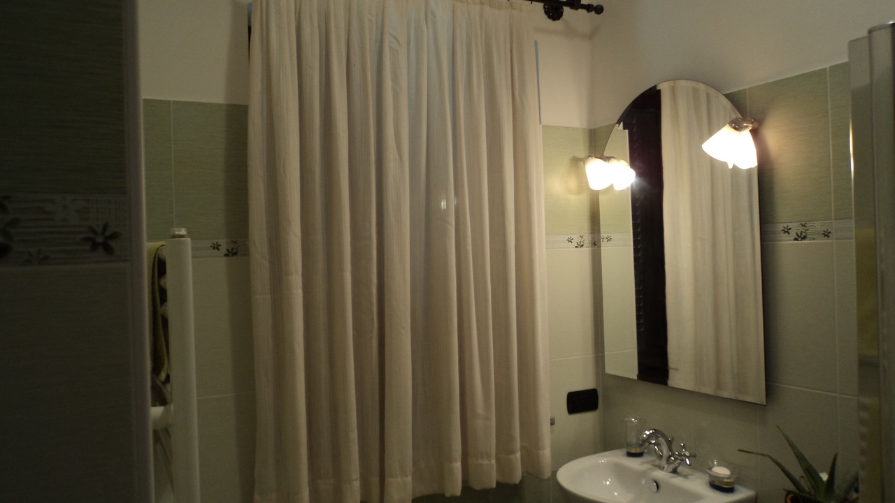Photo of Bathroom in Pella