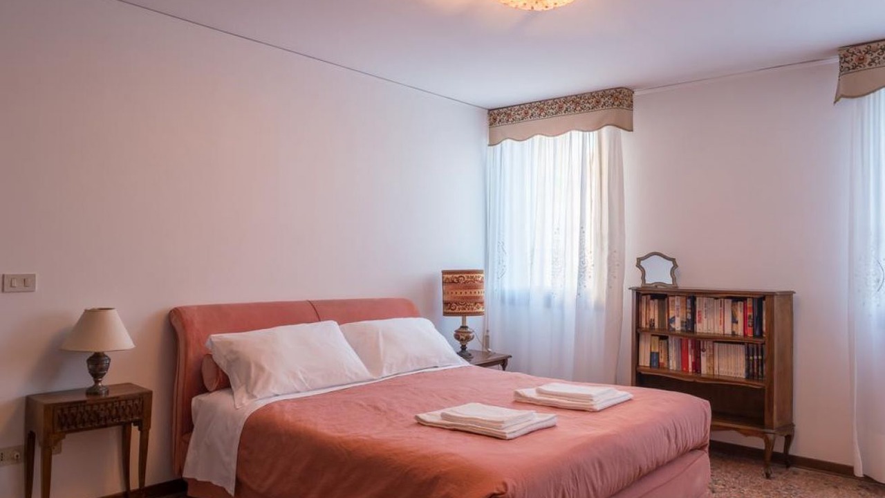 Photo of Bedroom in Cannaregio