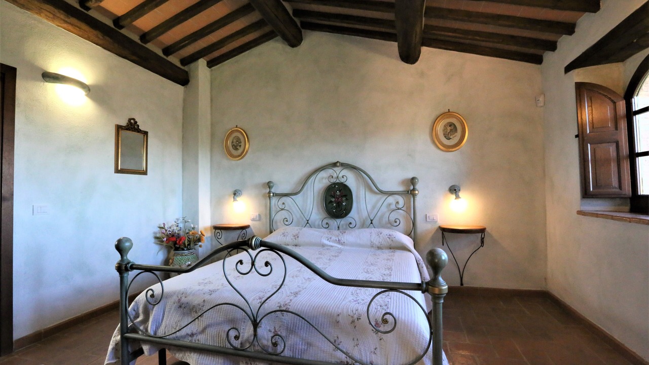 Photo of Bedroom in Seggiano