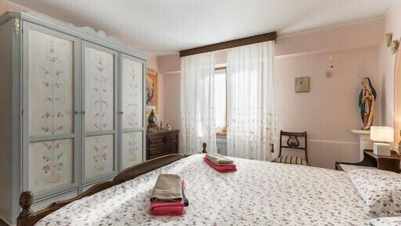 Photo of Bedroom in San Zeno di Montagna