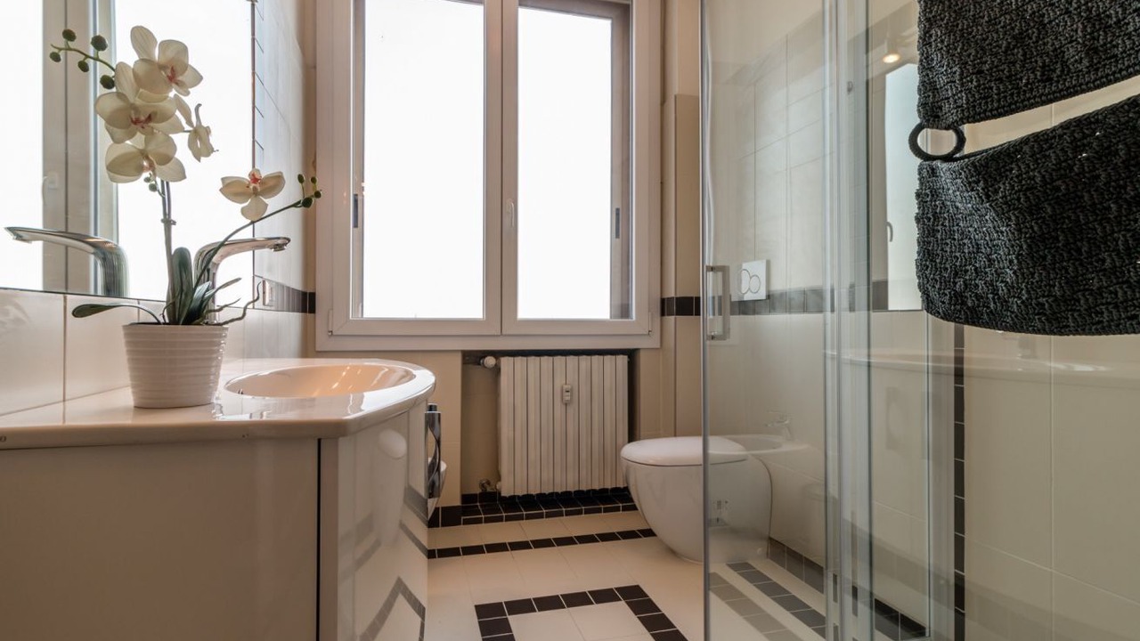 Photo of Bathroom in Historic Centre