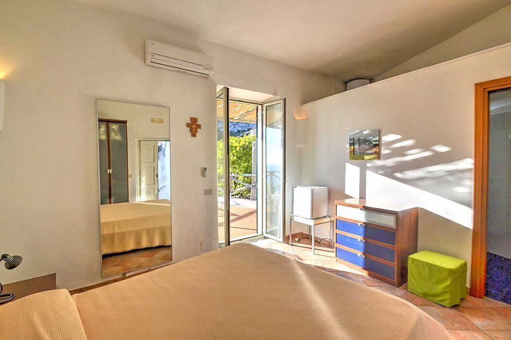 Photo of Bedroom in Pogerola