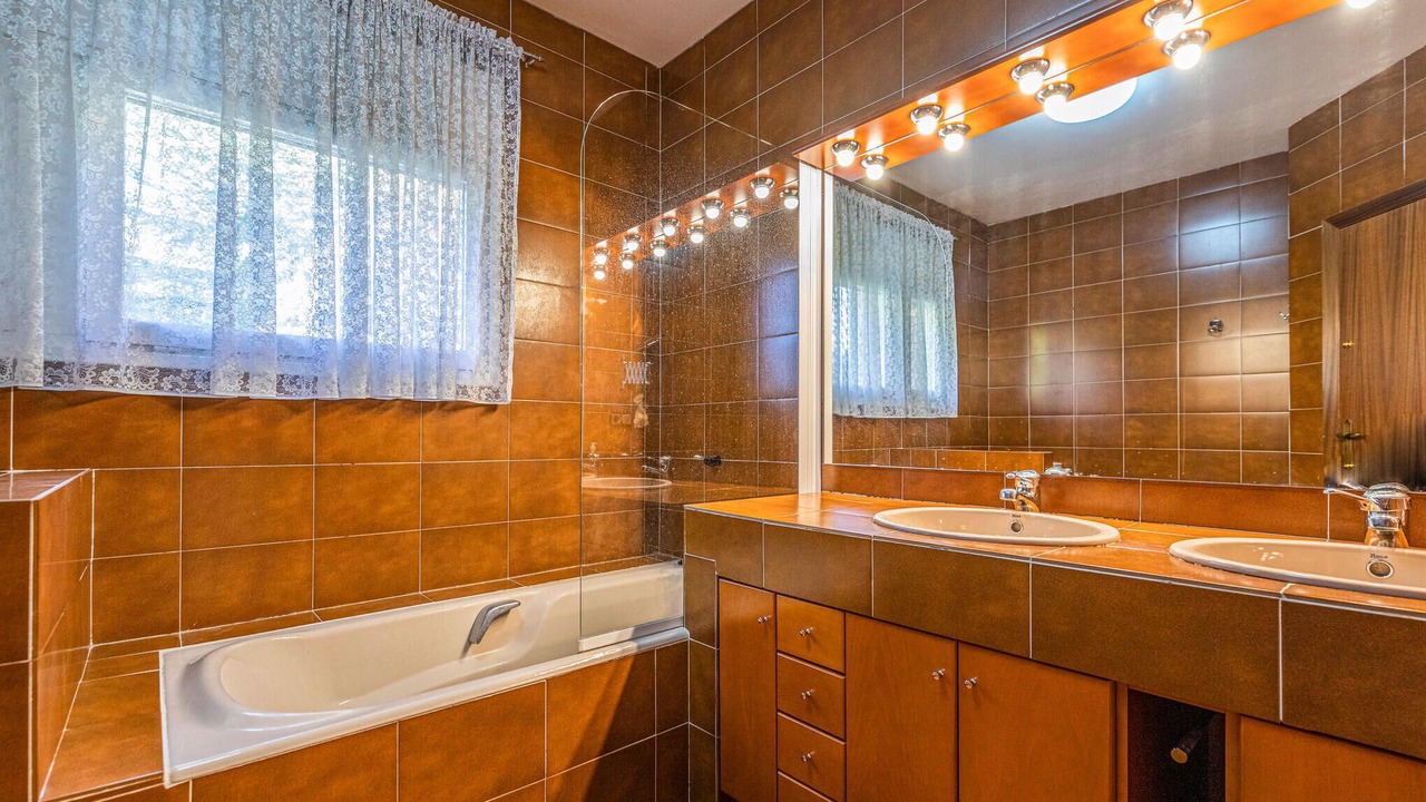 Photo of Bathroom in Matadepera