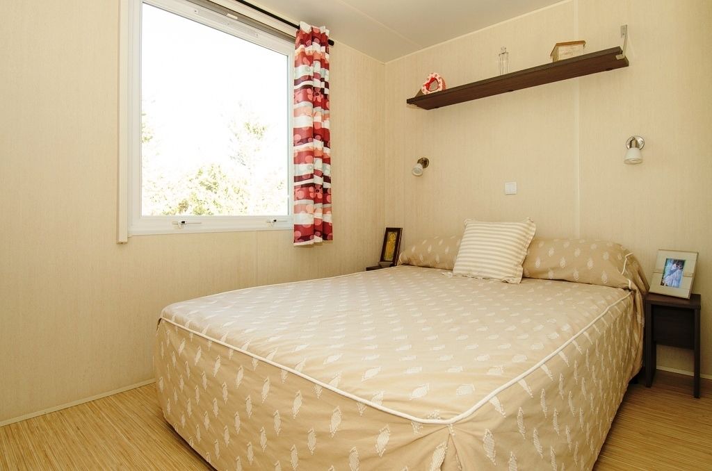 Photo of Bedroom in Campdevanol