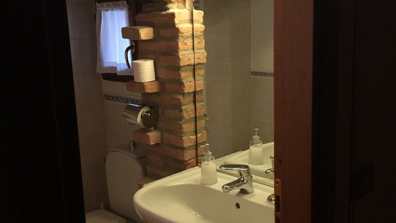 Photo of Bathroom in Barco