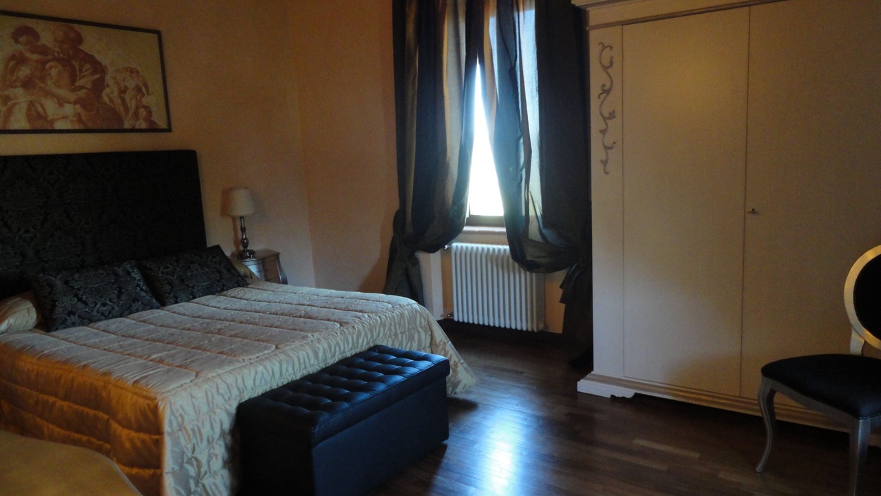 Photo of Bedroom in Izzalini
