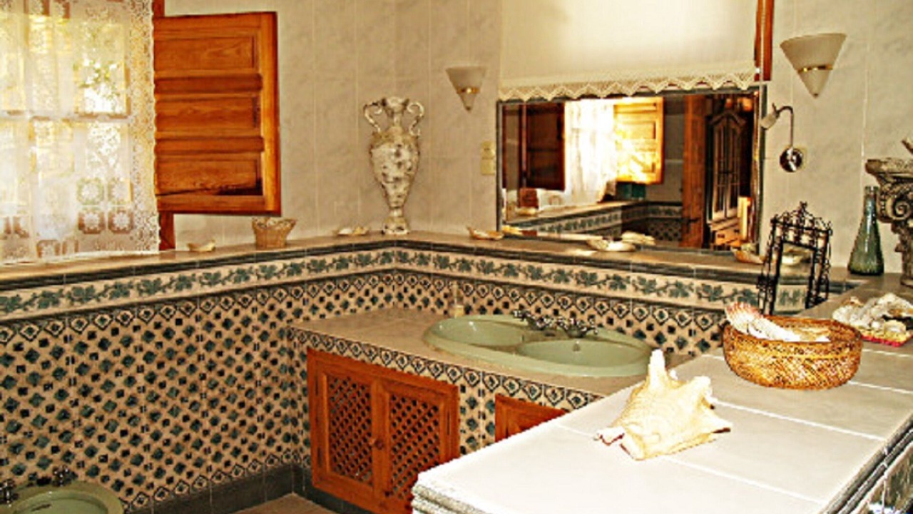 Photo of Bathroom in Tobed