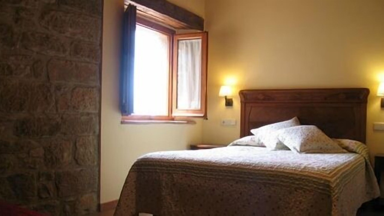 Photo of Bedroom in Lladurs