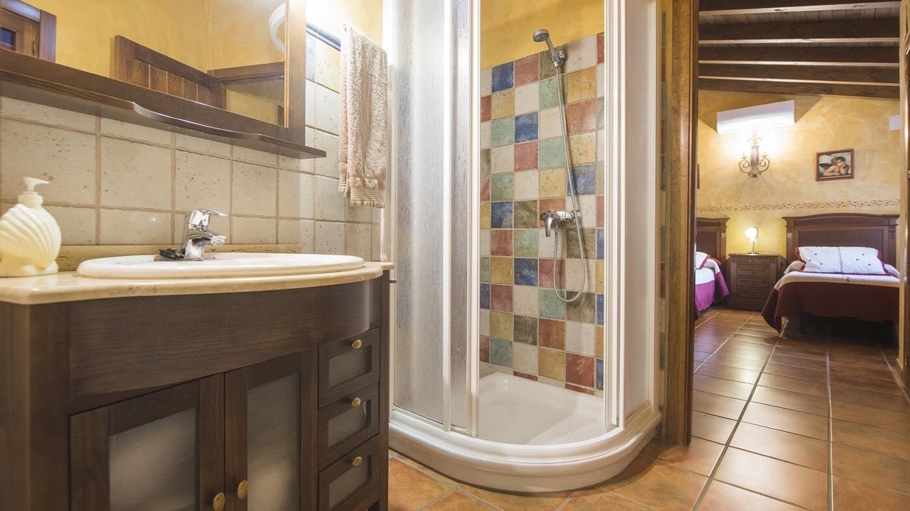 Photo of Bathroom in Urda