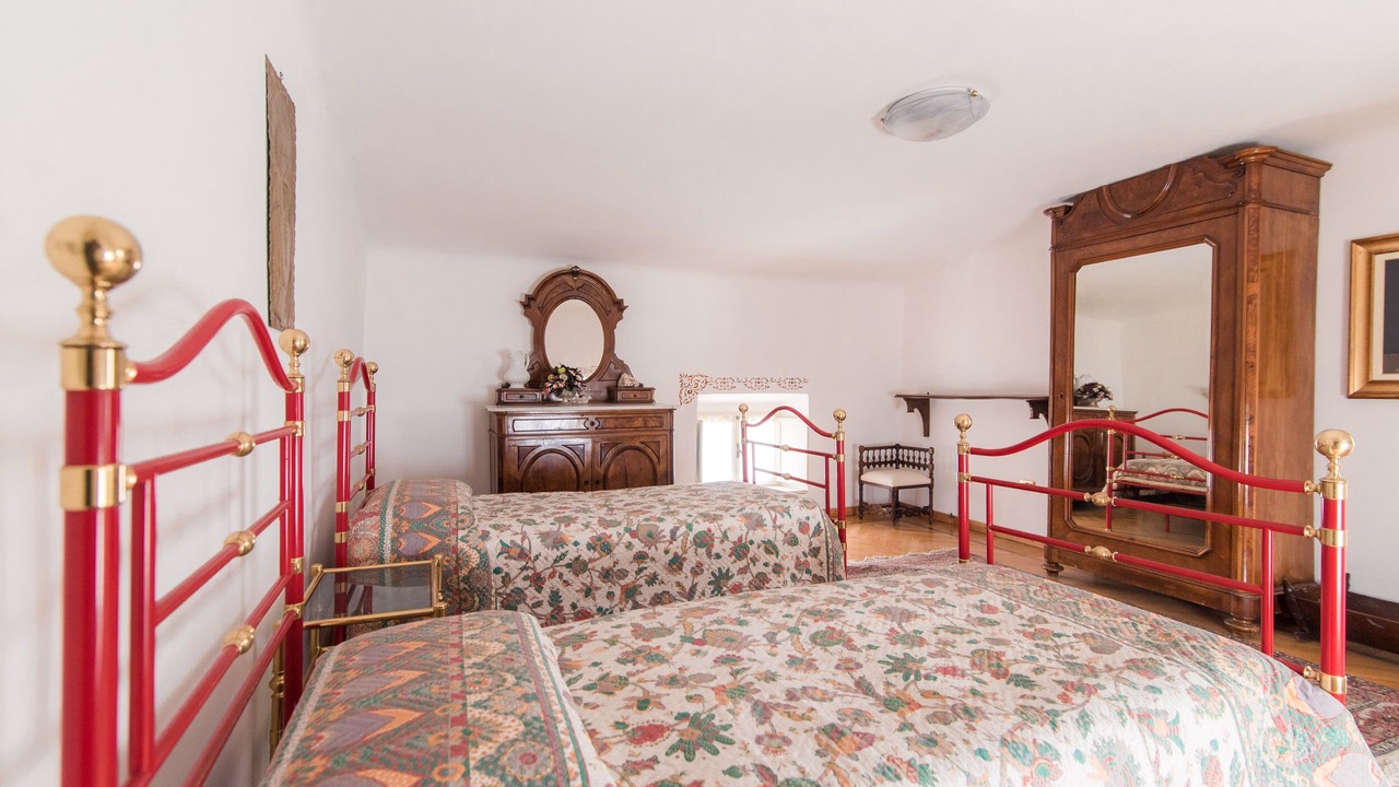 Photo of Bedroom in Faggeto Lario