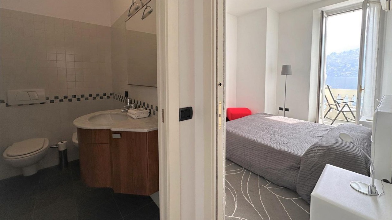 Photo of Bathroom in Carate Urio