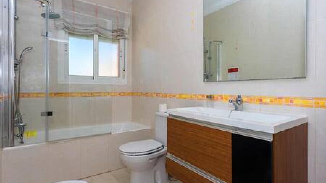 Photo of Bathroom in Benijofar