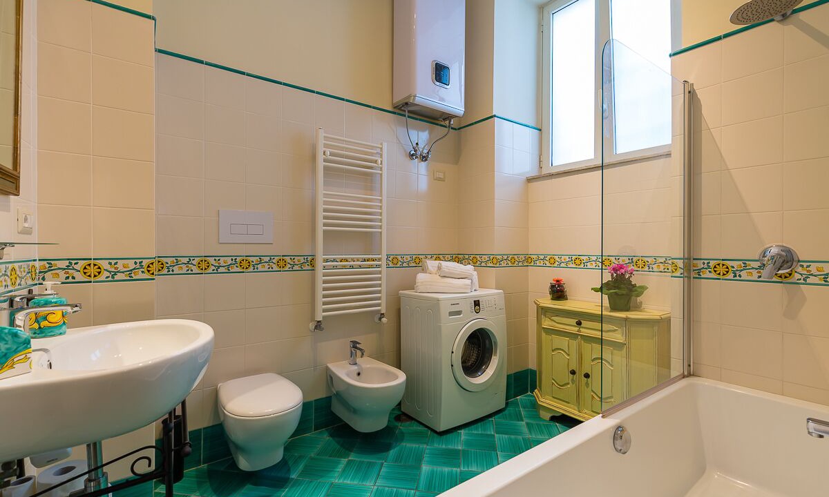 Photo of Bathroom in Rione Duomo