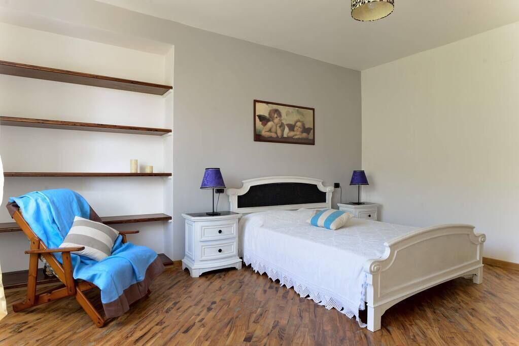 Photo of Bedroom in Villa Faraldi