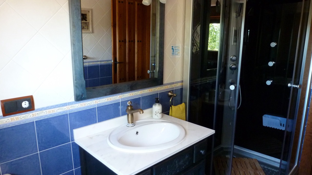 Photo of Bathroom in Guijo de Avila