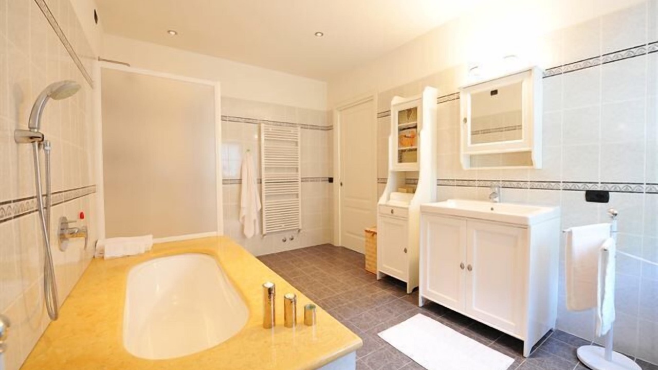 Photo of Bathroom in Vassena