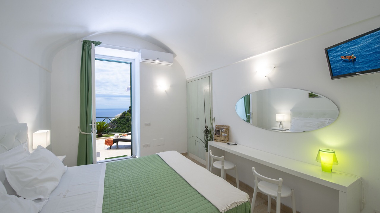 Photo of Bedroom in Pogerola