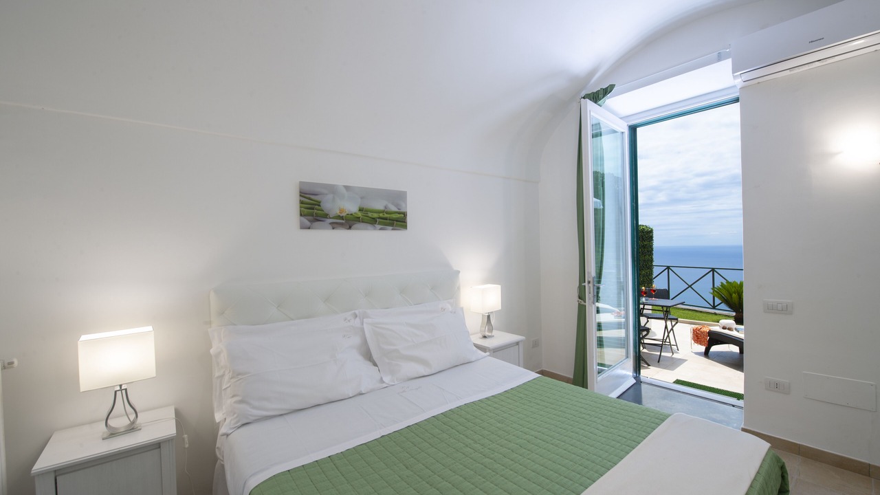 Photo of Bedroom in Pogerola