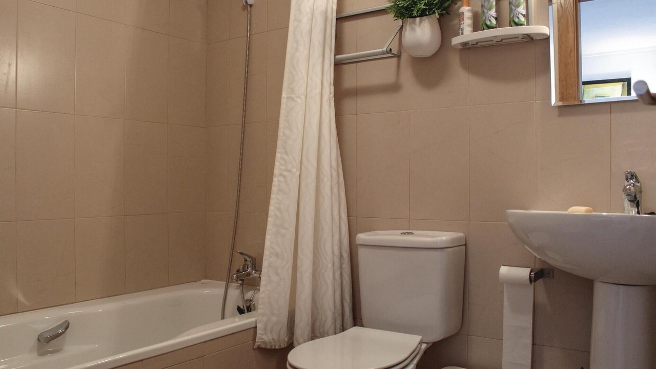Photo of Bathroom in Roldan