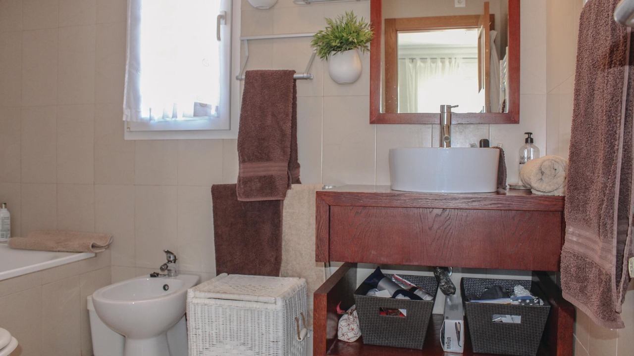 Photo of Bathroom in Roldan