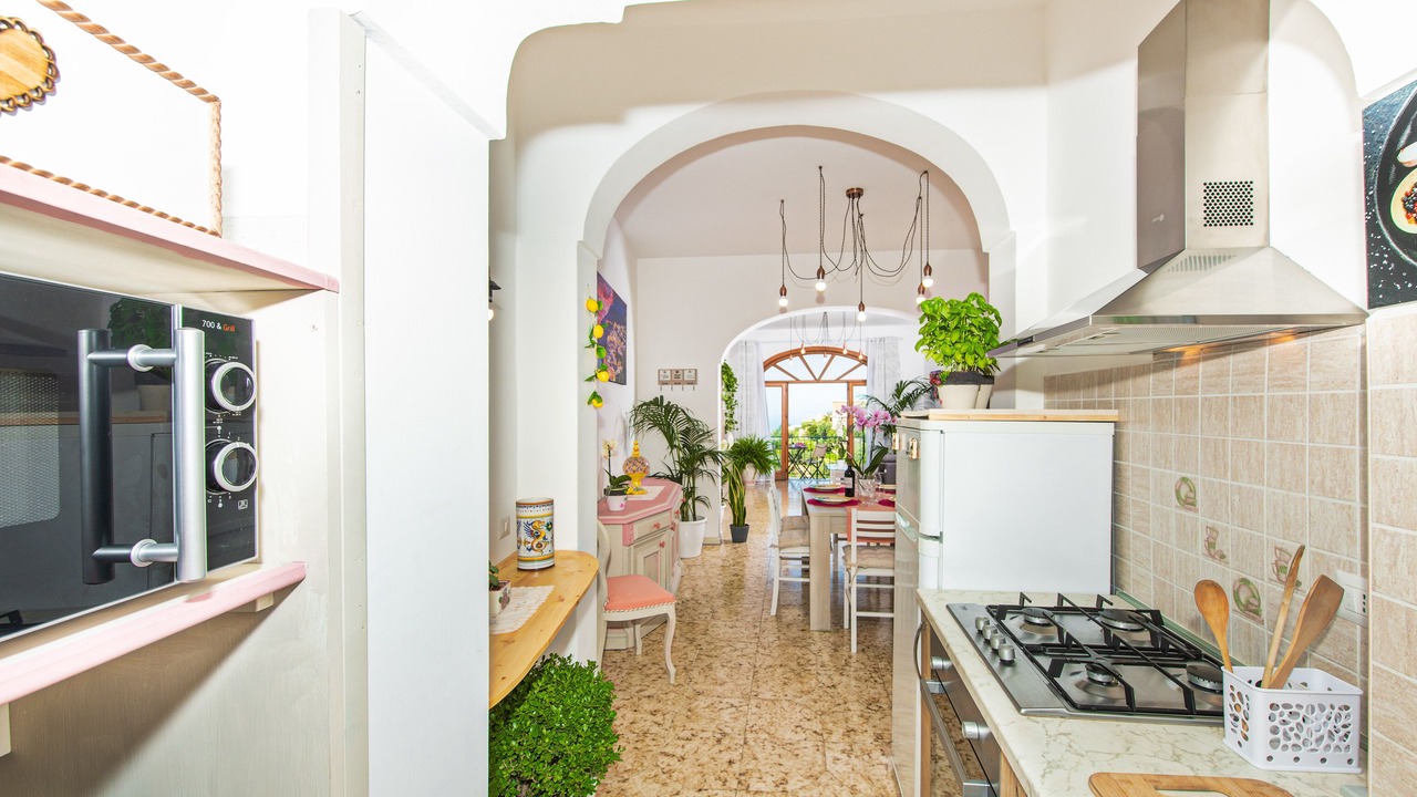 Photo of Kitchen in Montepertuso