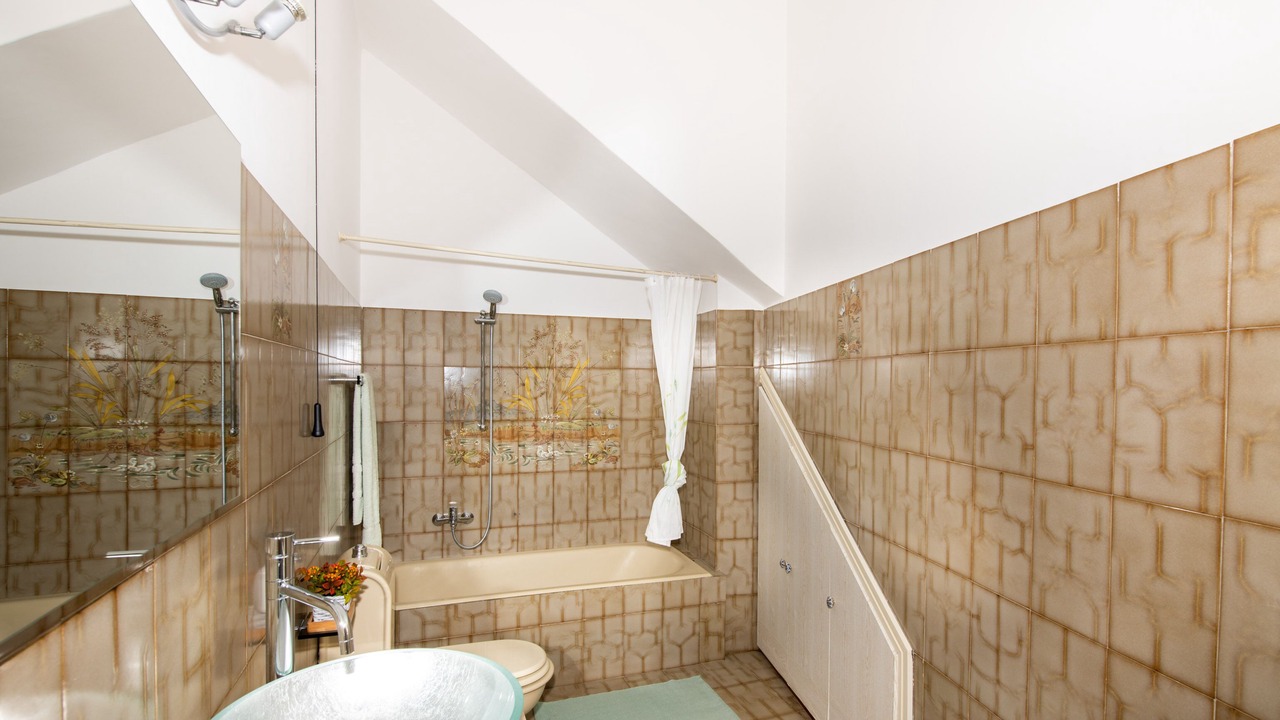 Photo of Bathroom in Montepertuso