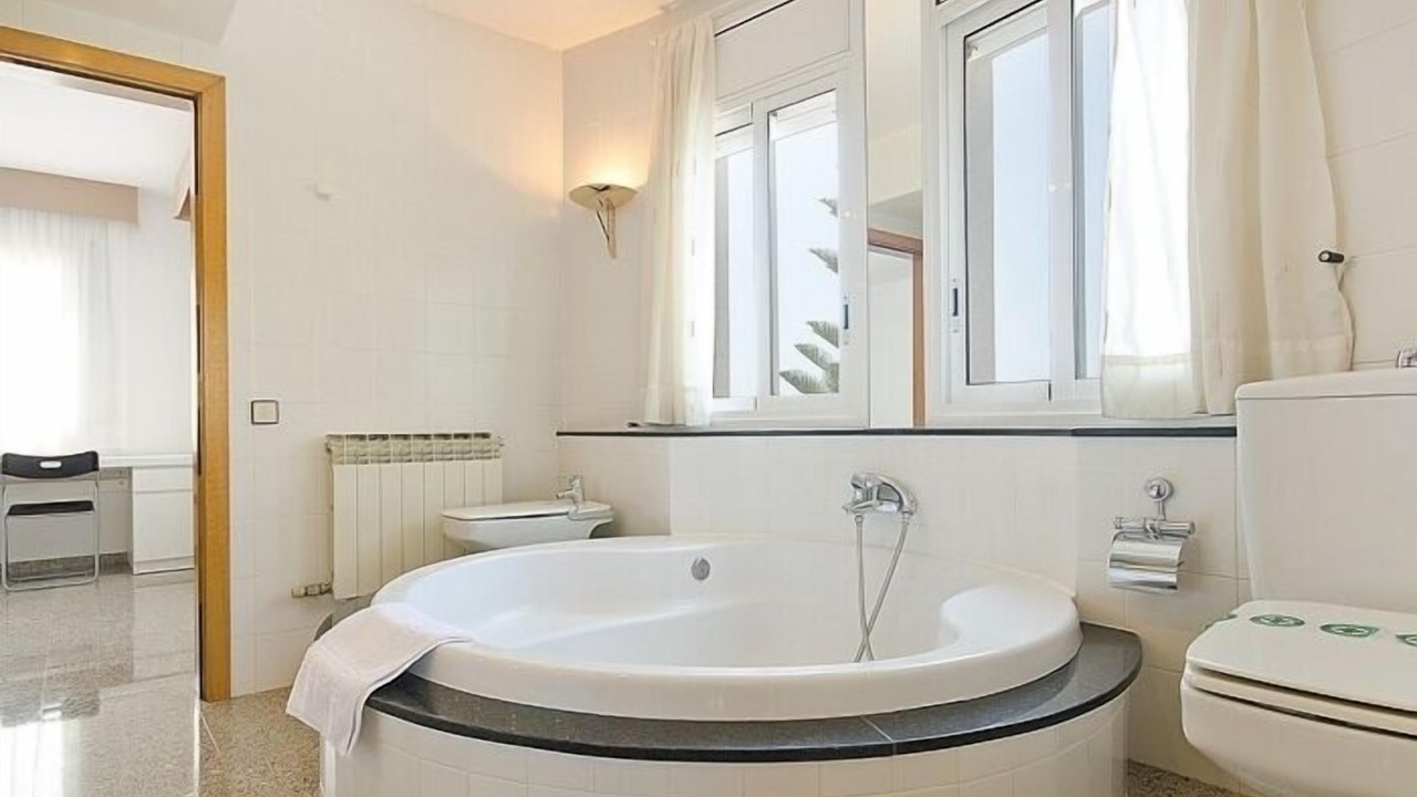 Photo of Bathroom in El Mas Mel