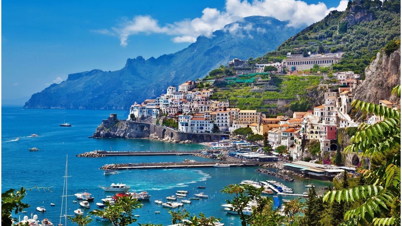 Photo of Others in Historical Downtown Salerno