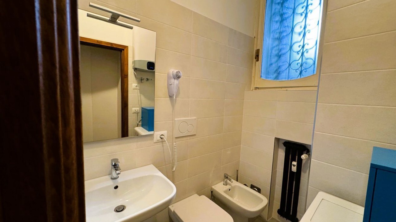 Photo of Bathroom in Historic Centre