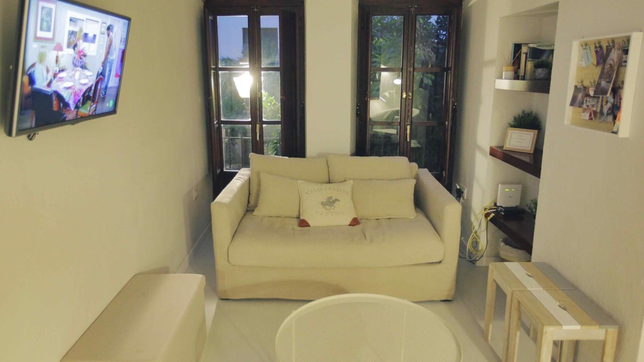 Photo of Livingroom in San Francisco-Ribera