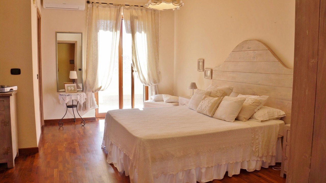 Photo of Bedroom in Itri
