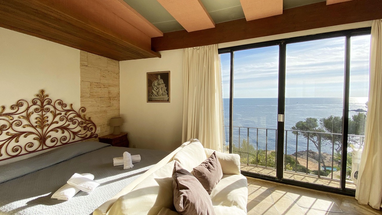 Photo of Bedroom in Begur