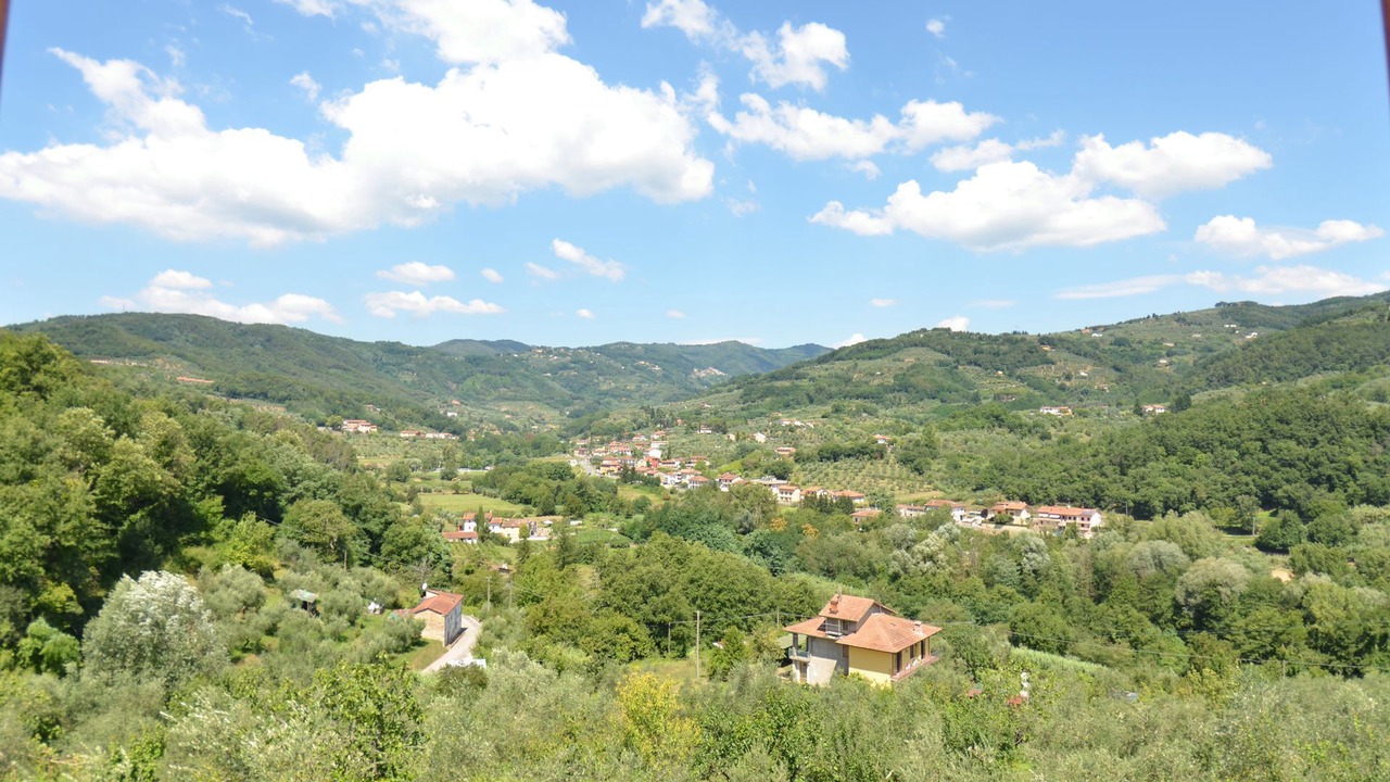Photo of Others in Margine Coperta-Traversagna