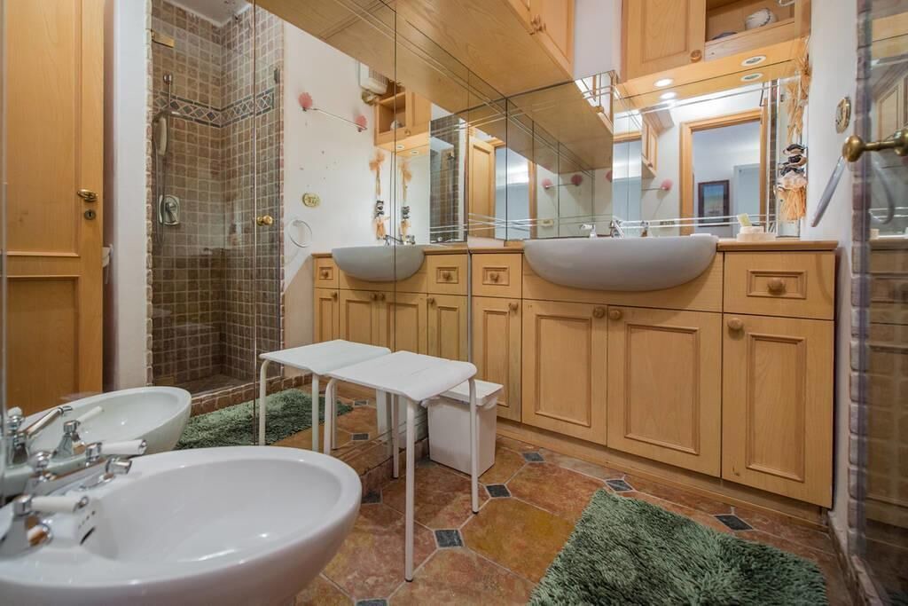 Photo of Bathroom in Capri