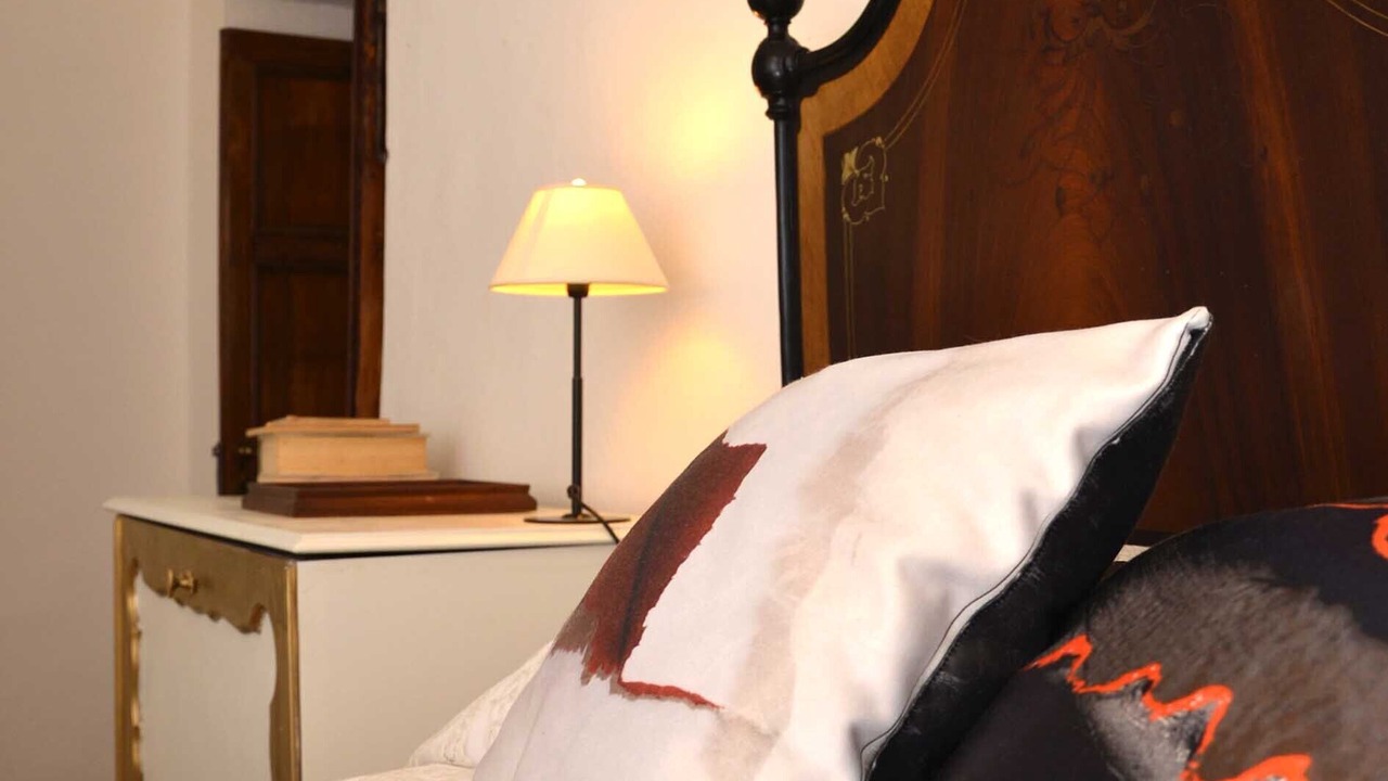 Photo of Bedroom in Caste
